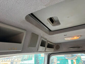 2004-mercedes-benz-actros-1489602-49160069