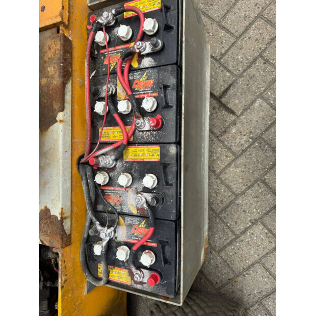 2012 نيفتي HR12 NDE-49160273