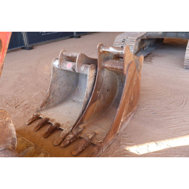 2004 فولفو EC140B-49160525