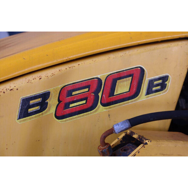 2017 New Holland B80B-SS-49160598