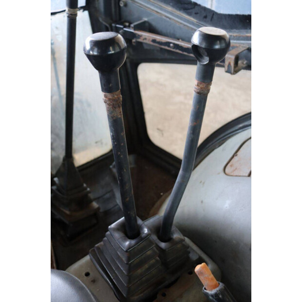 2017 New Holland B80B-SS-49160622