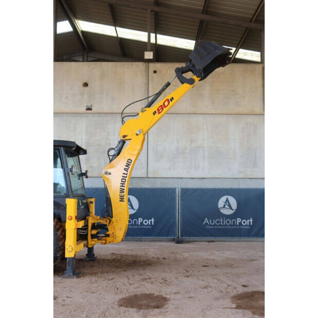 2017 New Holland B80B-SS-49160630