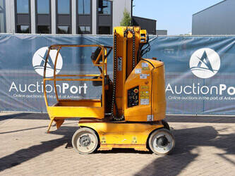 2011-jlg-toucan-8e-1489620-49160637