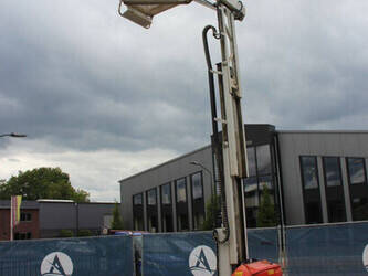 2013-jlg-toucan-8e-1489621-49160682
