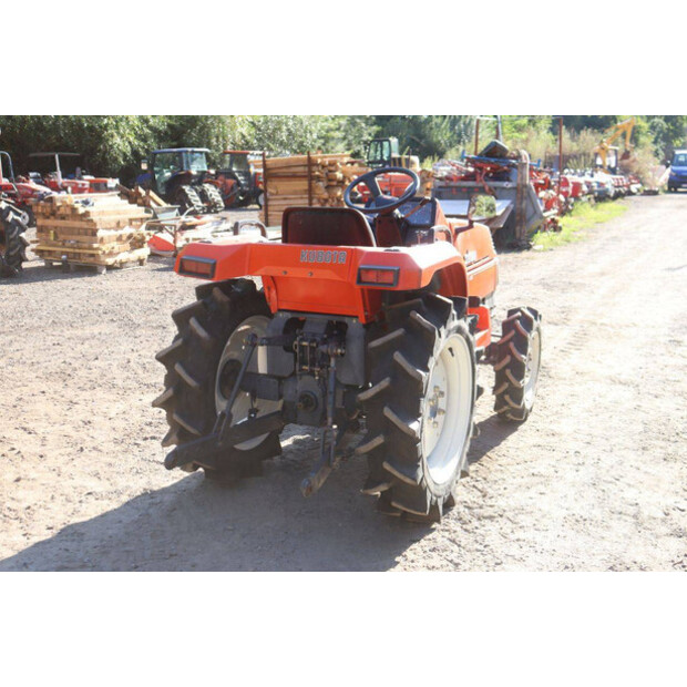 كوبوتا X-20-49160689