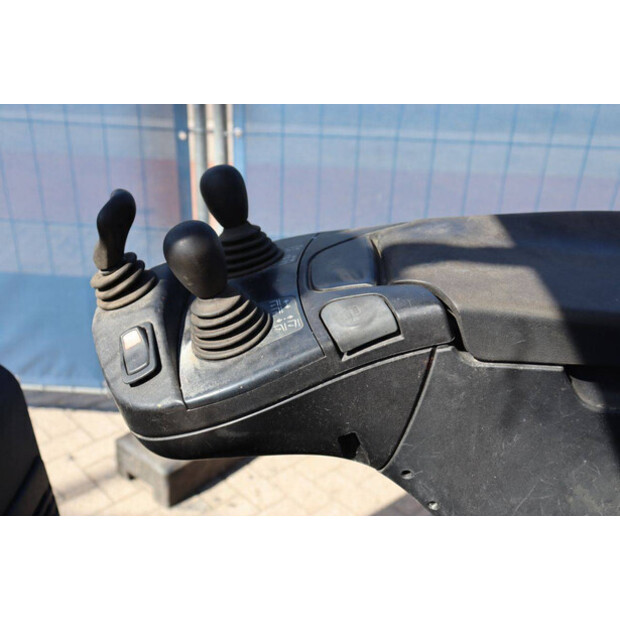 2016 Linde H25D-02-49160980