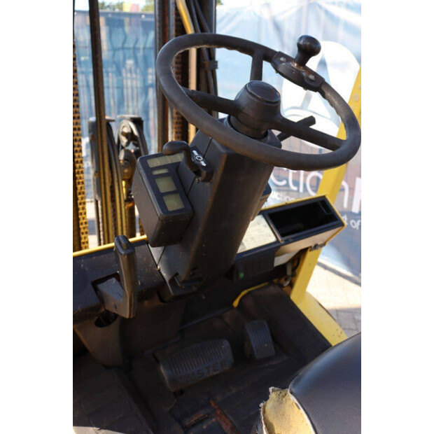 2003 Hyster H3.00XM-49161019