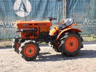 Image de TRACTEURS KUBOTA B7001