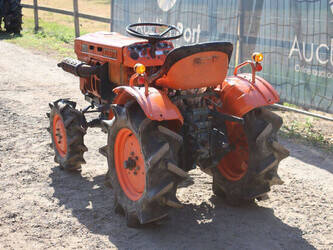 kubota-b7001-1489632-49161073