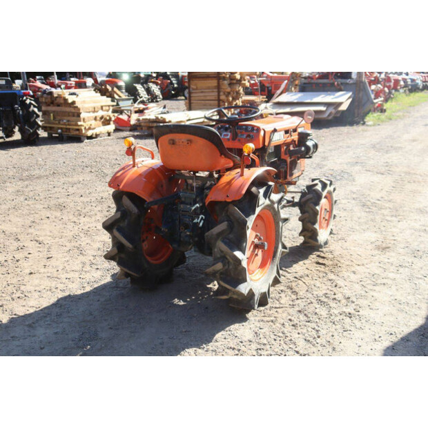كوبوتا B7001-49161075
