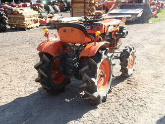 kubota-b7001-1489632-49161075