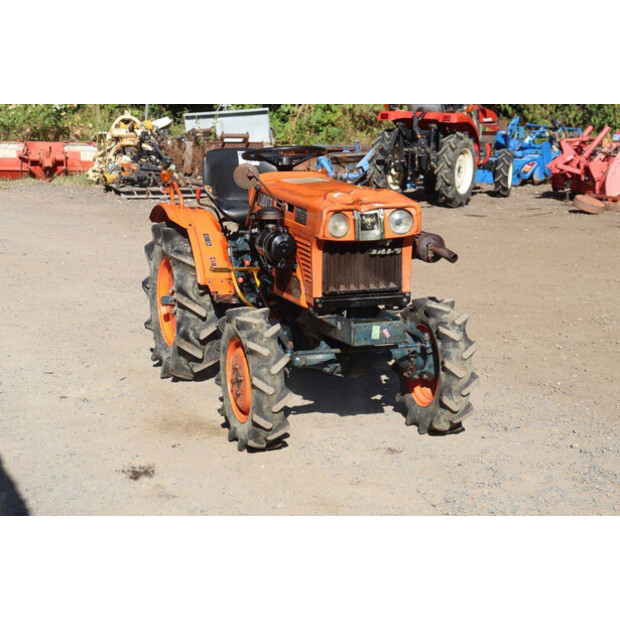 كوبوتا B7001-49161076