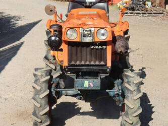 kubota-b7001-1489632-49161077