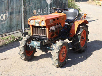 kubota-b7001-1489632-49161078