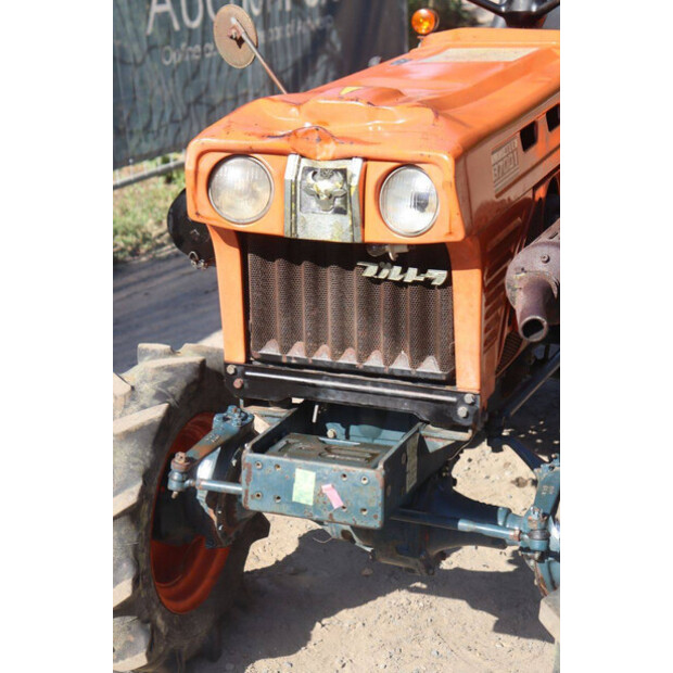 كوبوتا B7001-49161079