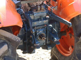 kubota-b7001-1489632-49161085