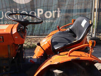 kubota-b7001-1489632-49161090