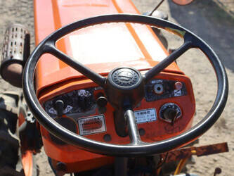 kubota-b7001-1489632-49161094