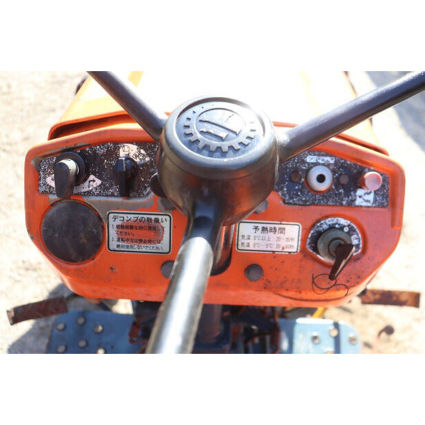 كوبوتا B7001-49161097