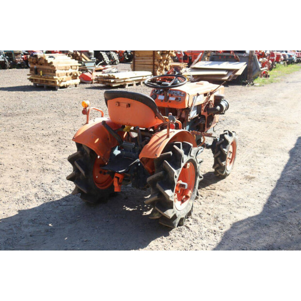 كوبوتا B6001-49161106