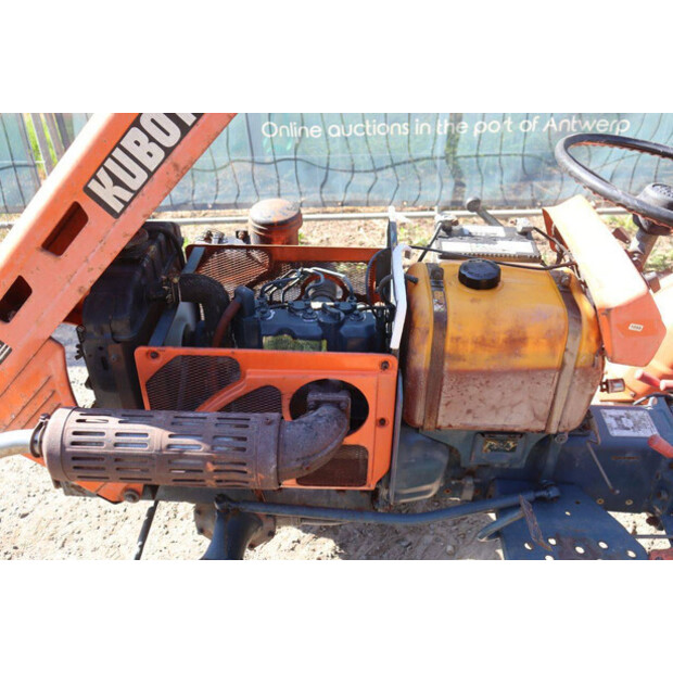 كوبوتا B6001-49161128