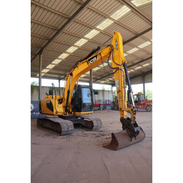 2013 JCB JS130LC-49161136