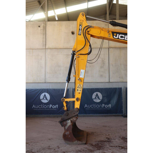 2013 JCB JS130LC-49161140