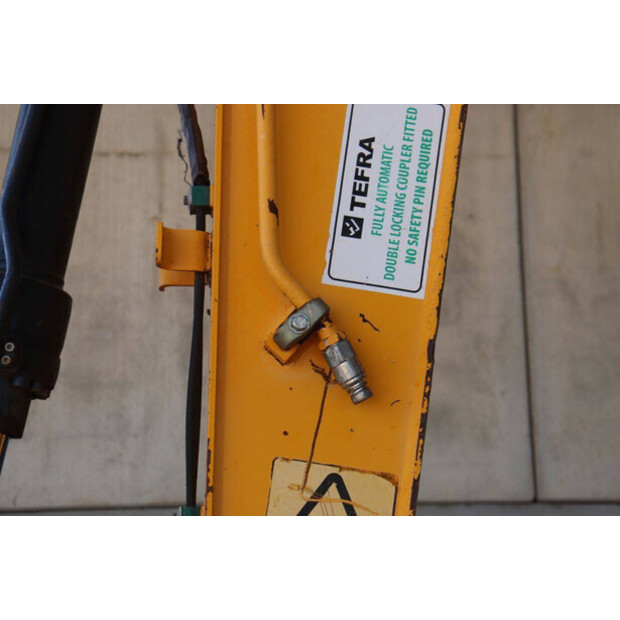 2013 JCB JS130LC-49161146