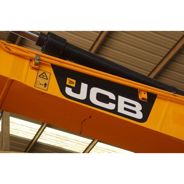 2013 JCB JS130LC-49161147