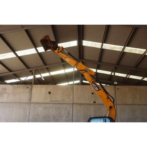 2013 JCB JS130LC-49161173