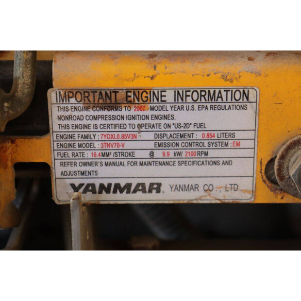 2008 YANMAR SV15-49161233