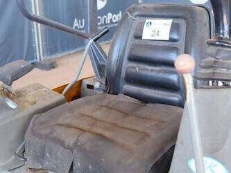 2008-yanmar-sv15-1489636-49161236