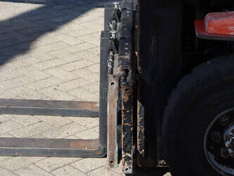 2004-toyota-62-7fdf25-1489642-49161473