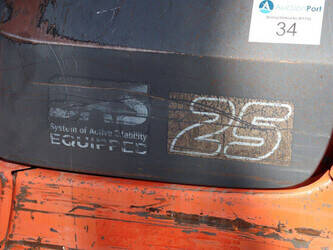 2004-toyota-62-7fdf25-1489642-49161479