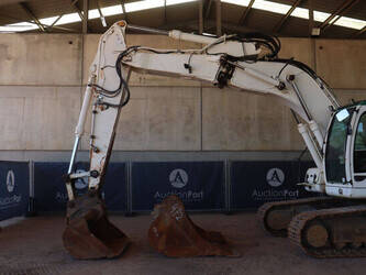 2013-hyundai-robex-210lc-9-1489651-49161801