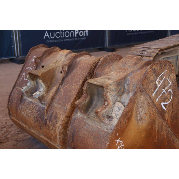 2013 Hyundai ROBEX 210LC-9-49161810