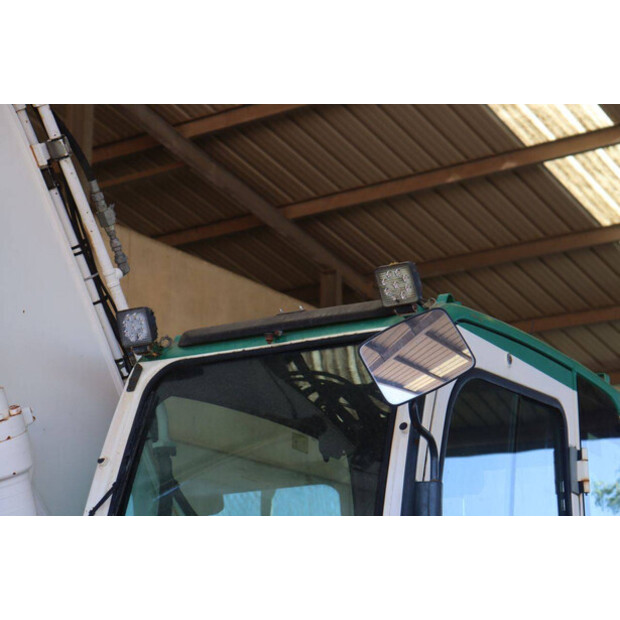 2013 Hyundai ROBEX 210LC-9-49161811