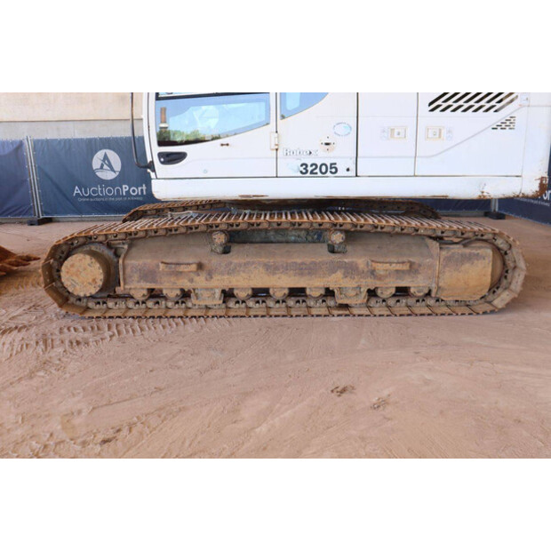 2013 Hyundai ROBEX 210LC-9-49161812