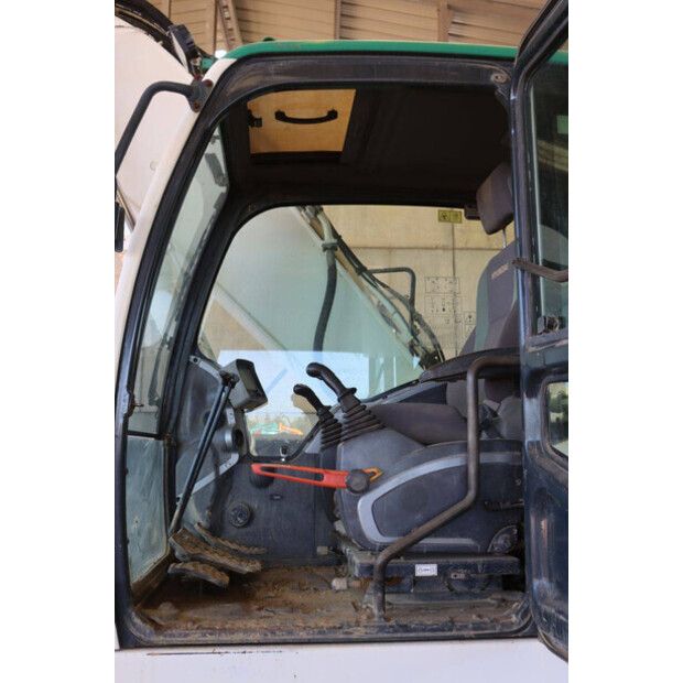 2013 Hyundai ROBEX 210LC-9-49161826
