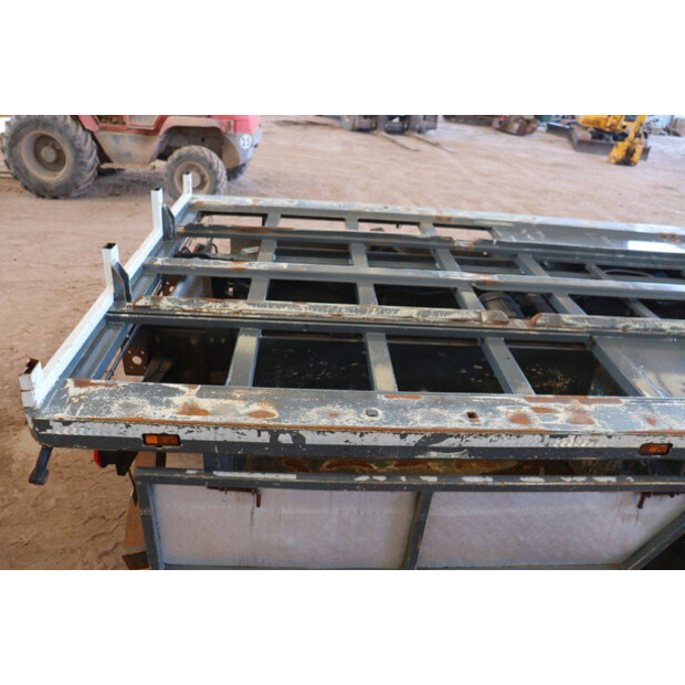داف LF-49162607