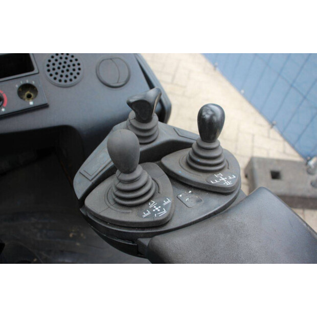 2004 ليندي H20D-49162725