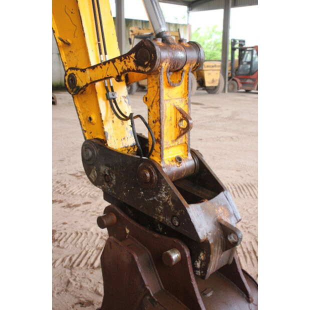 2015 JCB JS130LC-49162782