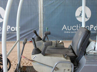 2014-takeuchi-tb219-1489683-49162932