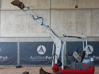 2014-takeuchi-tb219-1489683-49162941
