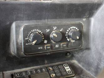 2013-takeuchi-tb285-1489687-49163059