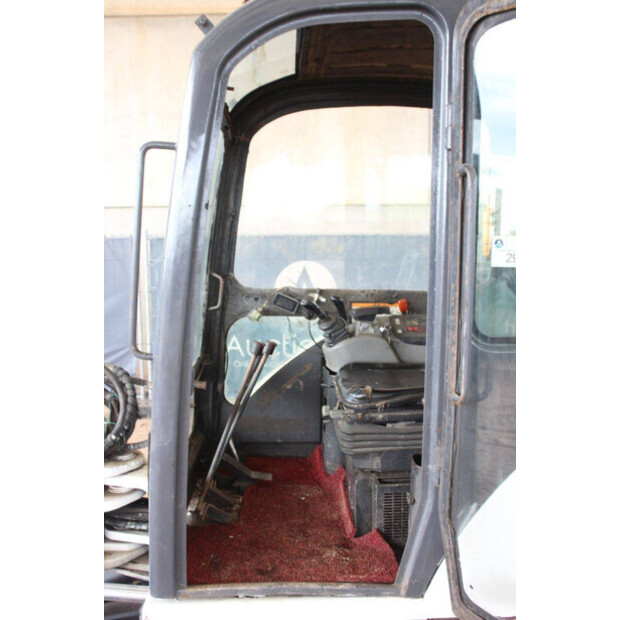 2005 بوبكات 337G-49163089