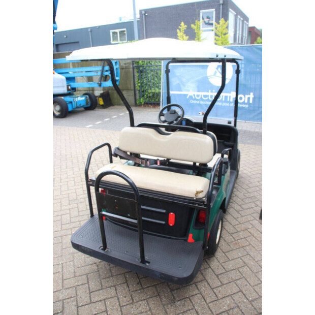 2019 EZ-GO RXV-49163190
