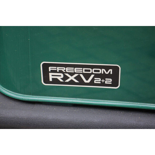 2019 EZ-GO RXV-49163237