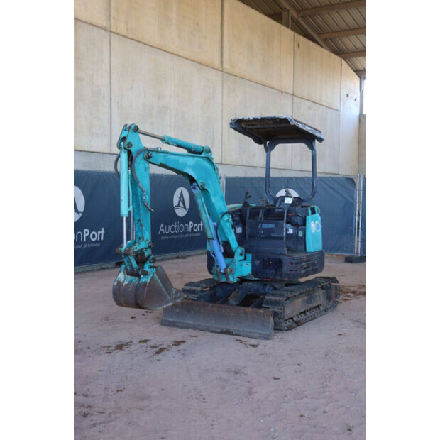 TAKEUCHI TB20R-49163293