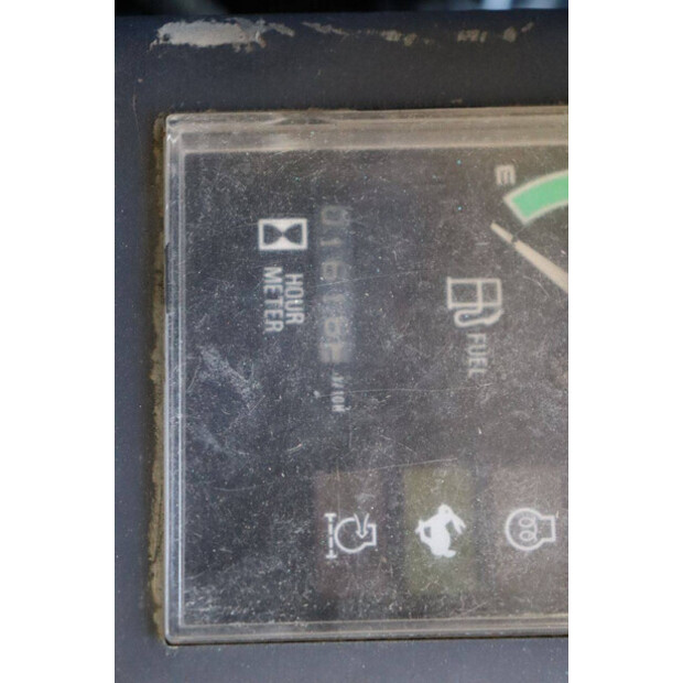 TAKEUCHI TB20R-49163320